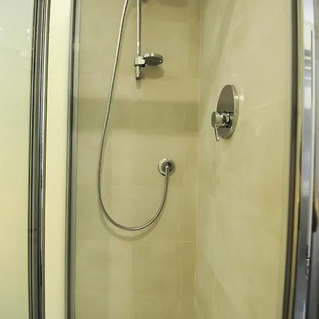 Apartment Brera 6 *